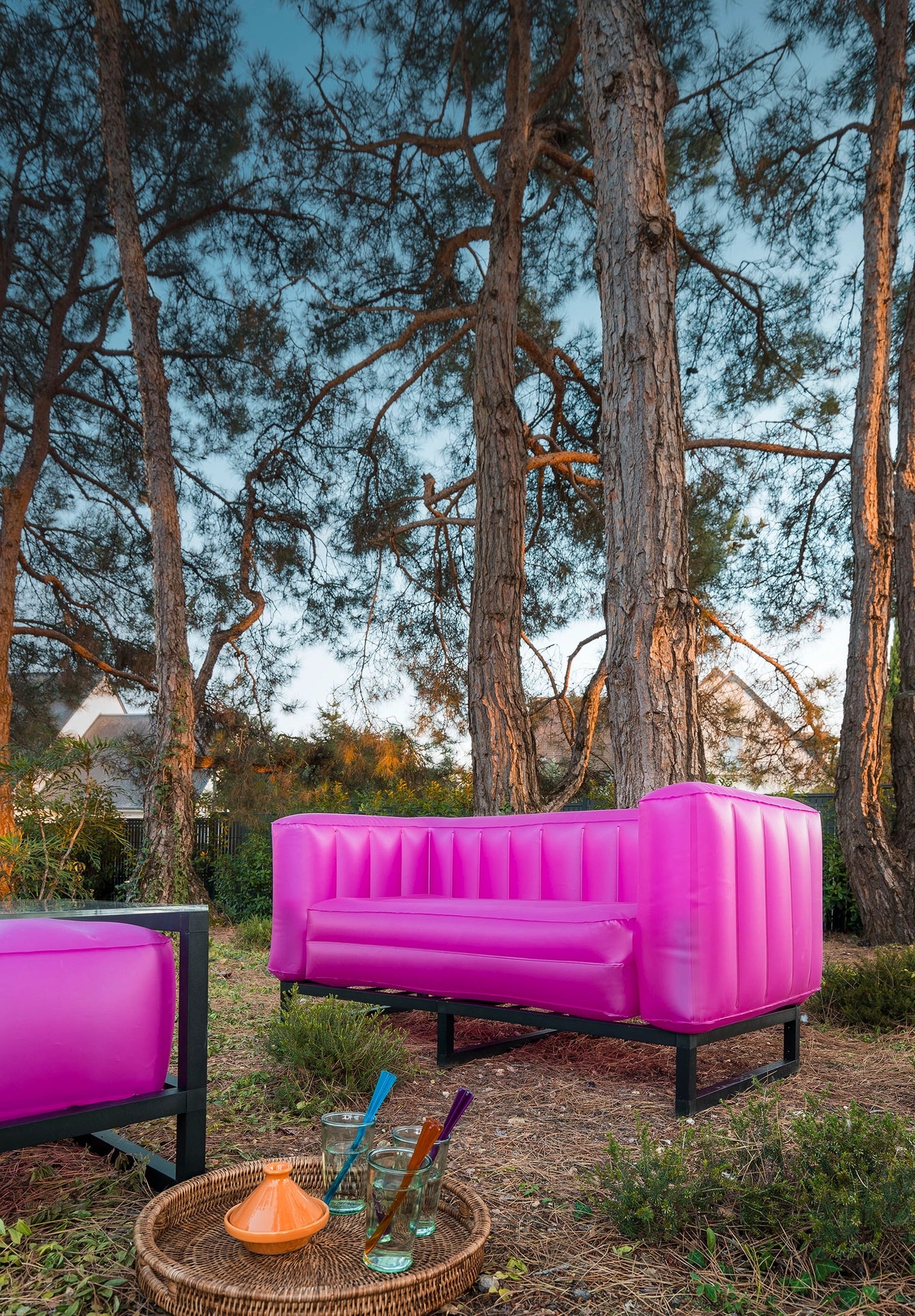 MOJOW - Luminous Pink Aluminum Sofa